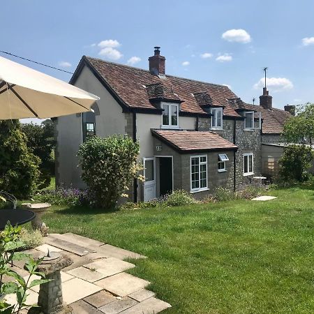 Charming Modernized Country Cottage Near Mere, Wiltshire Mere  Zewnętrze zdjęcie