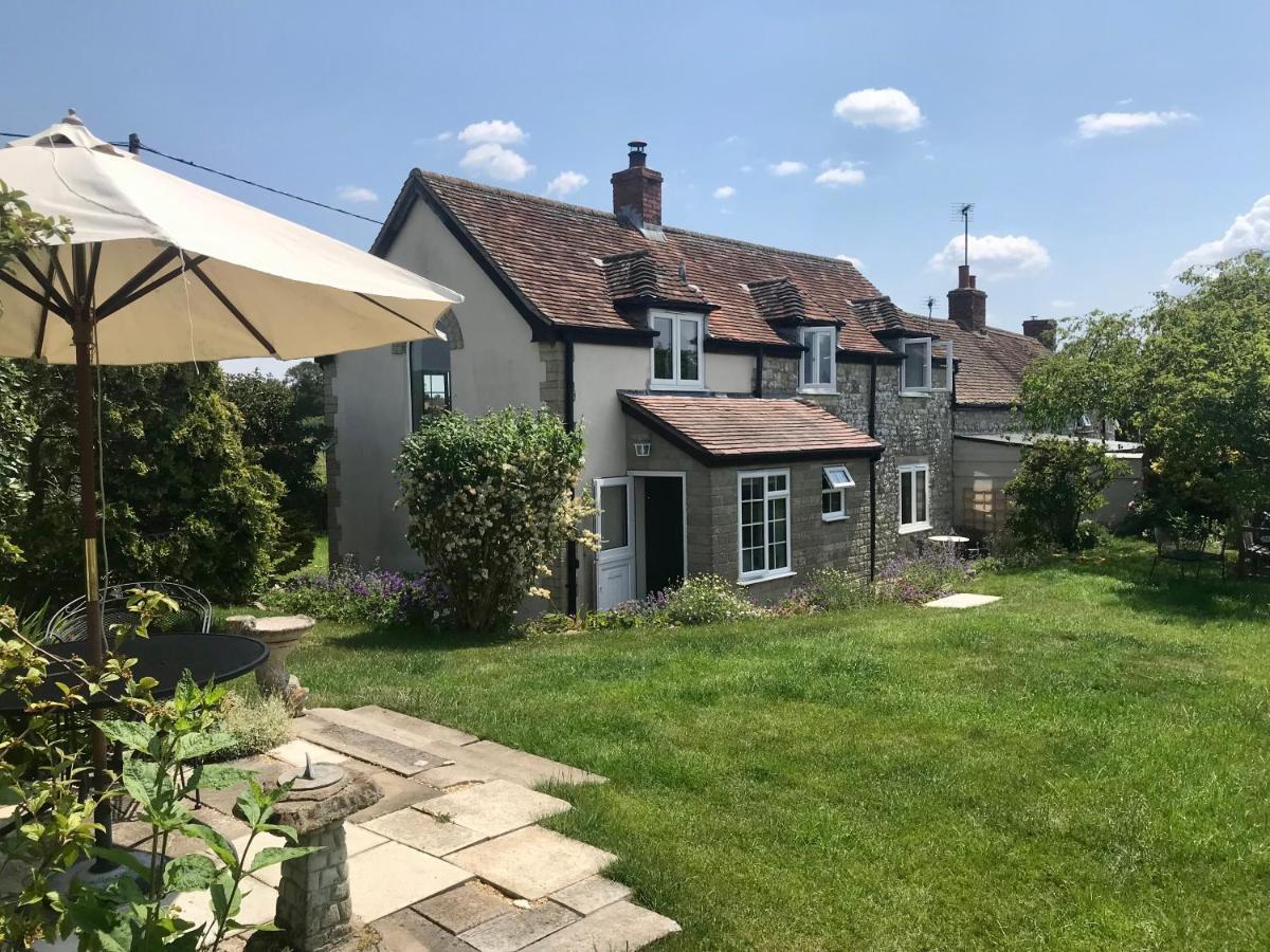 Charming Modernized Country Cottage Near Mere, Wiltshire Mere  Zewnętrze zdjęcie